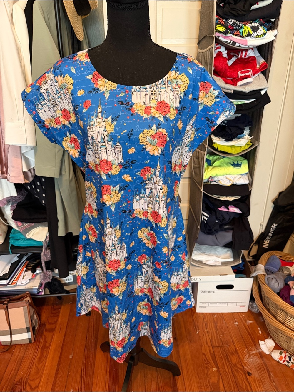 Cinderella Castle Themed Jersey Dress Size XXL